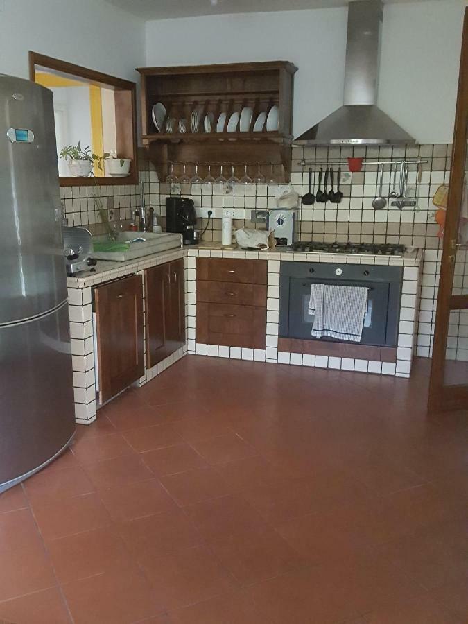 La Casa Della Quercia Guest House Lorenzana Ngoại thất bức ảnh